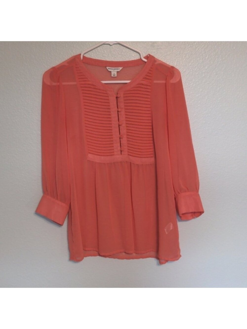 Banana Republic size S, like new top! B1G1 Tops!